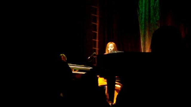 Tori Amos 8/7/09 AATS Indianapolis - Ireland смотреть онлайн