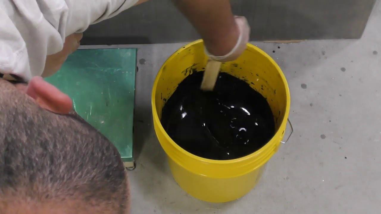 Столешница из деревянных обрезков и эпоксидной смолы EpoxAcast 690 смотреть онлайн