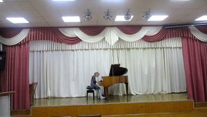 С. Прокофьев "Юмористическое скерцо" , Ф. Бургмюллер "Этюд до мажор"