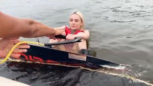 Ой снял лишнее?
