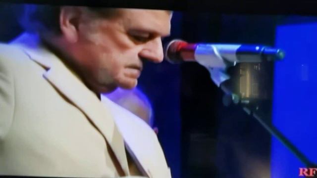 Larry Sparks covers the Lawrence Hammond classic tune John Deere Tractor on Dailey&Vincent.