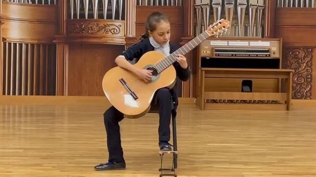Ярославцева Варвара,9 лет.В.Ерзунов 