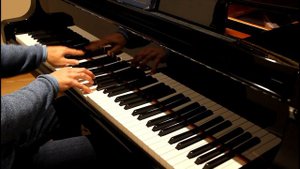 Still hurting - KARAOKE / PIANO ACCOMPANIMENT - The last five years