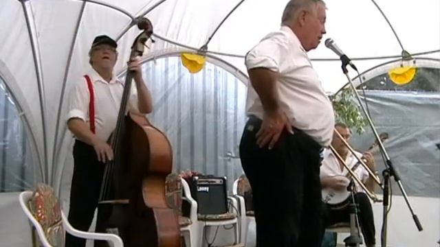 Papa Humbser´s Jazz Men- Jan Jankeje, Peter Clev, Jim Walz смотреть онлайн
