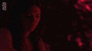 Anna Z dans Chat with a DJ