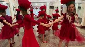 Участница студии сольного пения "МОНПАНСЬЕ" Протащук Анна. Песня "ПРАЗДНИК В ГОРОДЕ".mp4