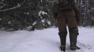 Из куска фанеры СДЕЛАЛ СНЕГОСТУПЫ и КОРМУШКУ ДЛЯ ПТИЦ! И УШЁЛ В ЛЕС!