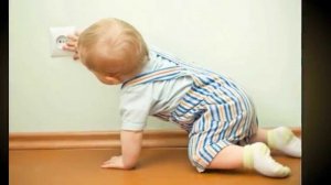 Как защитить розетку от детей