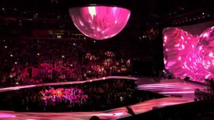 Ariana Grande - One Last Time - Sweetener World Tour - Detroit