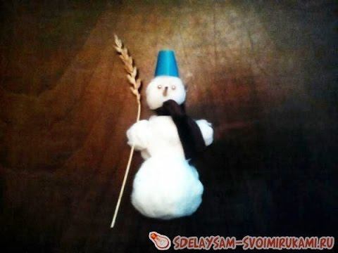 Как сделать снеговика из ваты
