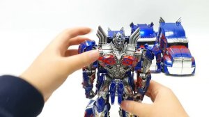 Transformers Movie 9 Size Knight Optimus Prime Truck Vehicle Car Robots Toys