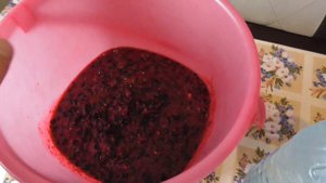 ЧТО СДЕЛАТЬ ИЗ СМОРОДИНЫ? ДЕЛАЕМ ВИНО ОЧЕНЬ ПРОСТО!