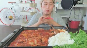 ''SPICY STIR-FRIED PORK'' [제육볶음]Mukbang | KEEMI