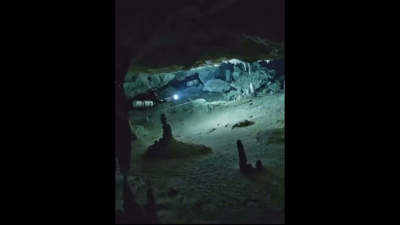 Underwater cave. Подводная пещера  #shortsclip #shortsvideo