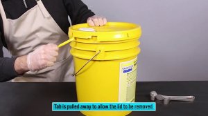 Необходимое приспособление: открывалка для ведер