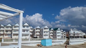 Море сегодня! Вода отличная, тепло, лёгкий ветерок, вода очень прозрачная, большие медузы, 27.09.24