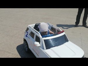 Электроавтомобиль. Катаемся на детской машинке!
