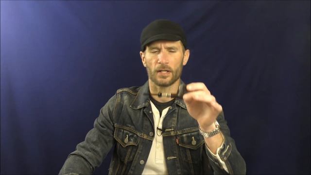 FIRST IMPRESSIONS | Savinelli "Giubileo d'Oro" смотреть онлайн