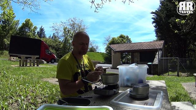 Busman #9 Rzładunek, obiad na parkingu, domy na skale i najdroższe piwo jakie piłem