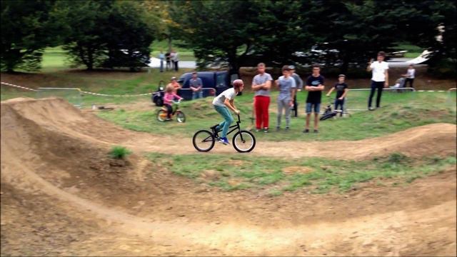 Edit Shama Bmx смотреть онлайн