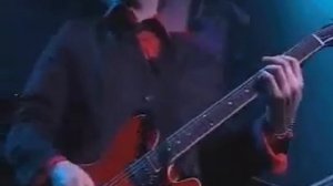 Green Day - Wake Me Up When September Ends [Live @ KROQ Almost Acoustic 2004]