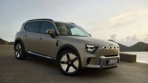 Mercedes-Benz совместно с китайской Geely представила Smart 5