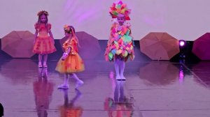 В Белово выбрали Принцессу Осень. Юные леди смогли продемонстрировать на большой сцене свои таланты.