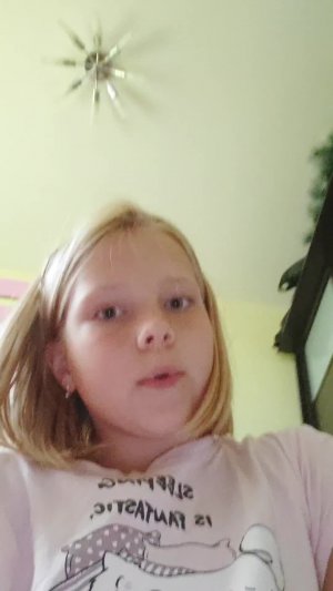 открываю посылку которую я не знаю что в ней