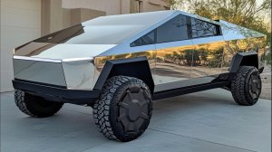 Tesla Cybertruck: очень скромный салон за такие деньги!