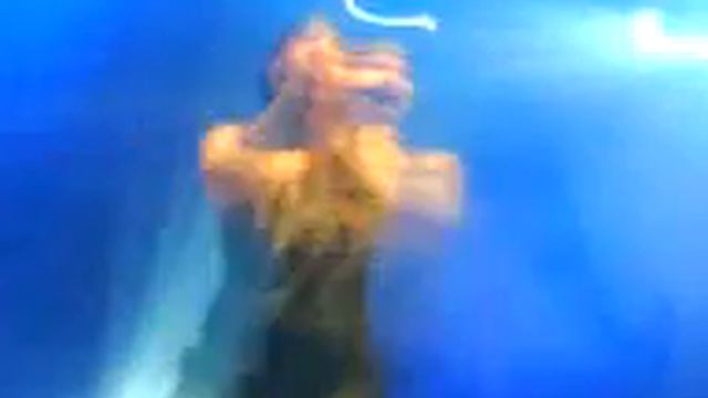 A7X's Johnny Christ tries to sing Seize the Day and gets cut off смотреть онлайн