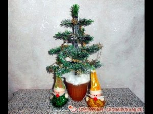 Елочка из пластиковых бутылок своими руками