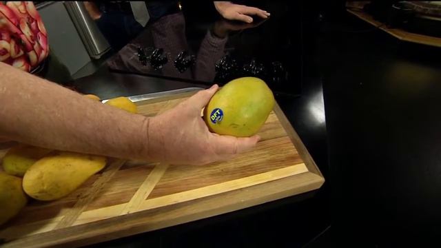 Michael Marks: The Mango смотреть онлайн