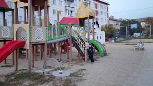 ВЫШЛИ В ОГОРОД А ТАМ🤦♀️ГУЛЯЕМ В СОСЕДНЕМ ГОРОДЕ...