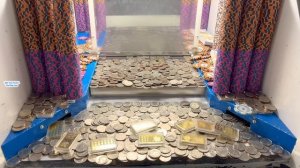 MUST SEE… MEGA WALL OF CASH FALLS DOWN! HIGH RISK COIN PUSHER 10 QUARTER CHALLENGE! MEGA JACKPOT!