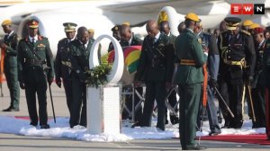 Mugabe arrives home