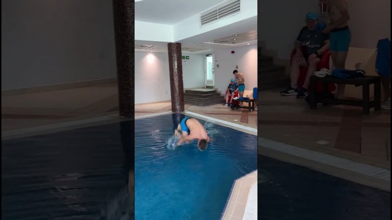 В Дохе в эти дни проходит ЧМ по водным видам спорта. Решили не отставать!  | #Зенит #Футбол #СПБ