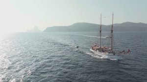 Lilly Palmer live from her boat party in Ibiza 20-08-24
