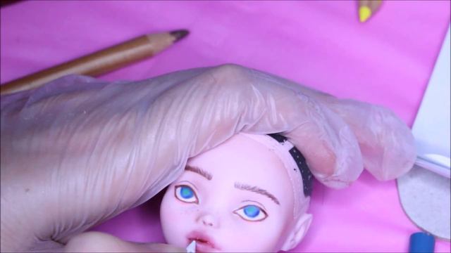 Billie Eilish Doll Repaint смотреть онлайн