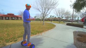 Blippi Plays With Bubbles! | 1 HOUR OF BLIPPI TOYS! | Educational Videos for Kids