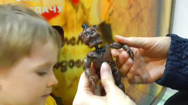 Five Night at Freddy Challenge достаем Игрушки FNAF у кого Игрушка Фредди страшнее смотреть онлайн