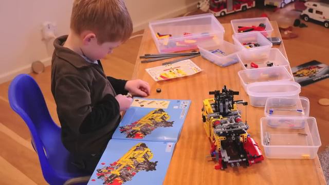 Lego Technic 9396 Helicopter by Lego Boy смотреть онлайн