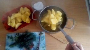 Вкуснейший картофель с зеленью.