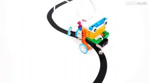 SPIKE Essential Line Follower : LEGO SPIKE Essential