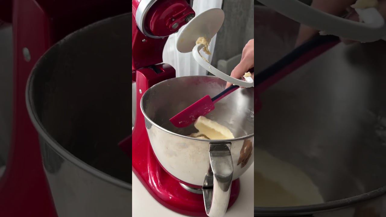 Бесподобные булочки с вареной сгущенкой