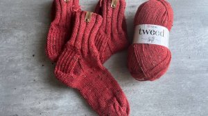 Простые носки спицами для начинающих