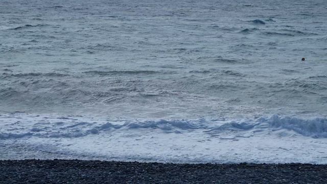 Шторм, Сочи, конец сентября 2024 года. смотреть онлайн