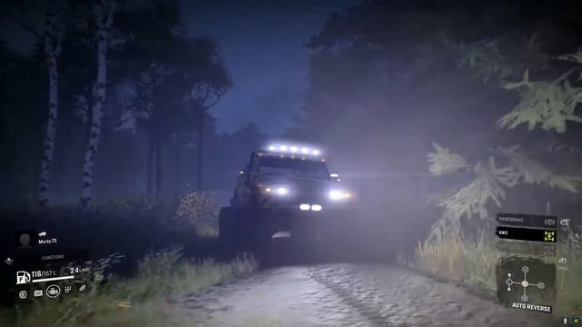 SnowRunner | STOCK HUMMER H2 VS JBE HUMMER H2 IN TRUCK NIGHT SWAMP!