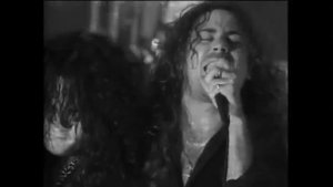 Armored Saint - Reign of Fire (OFFICIAL VIDEO)