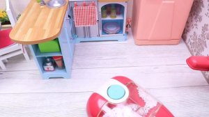 Baby Doll Cleaning DollHouse with Mop & Hoover - PLAY DOLLS good habits for kids