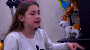 ДАНУ И ДИАНУ АТАКУЕТ ЖИВАЯ КУКЛА!!